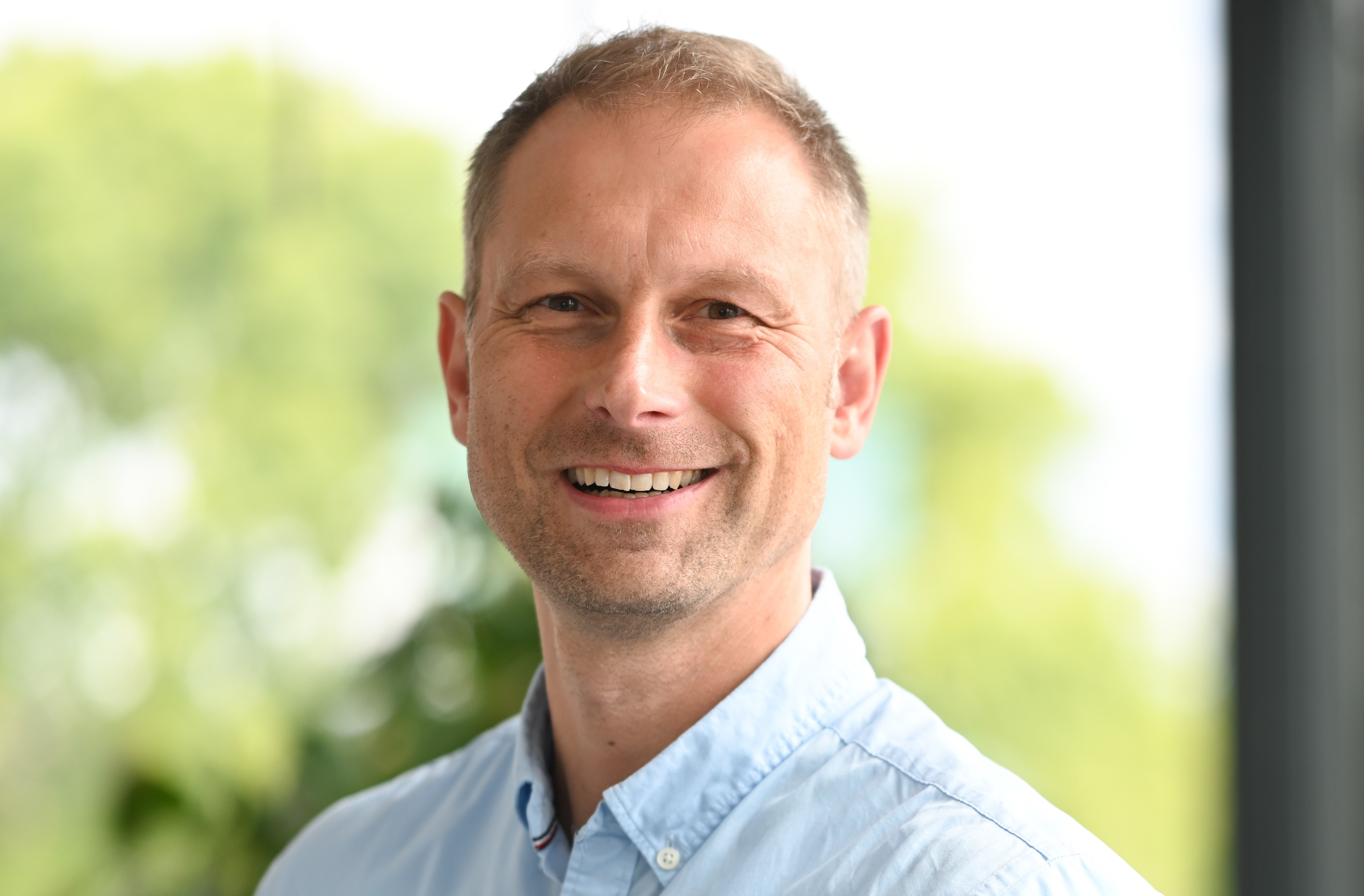 Herr Arne Schneemann / Mr. Arne Schneemann