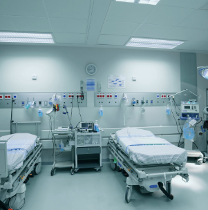Krankenhausbett / Hospital bed